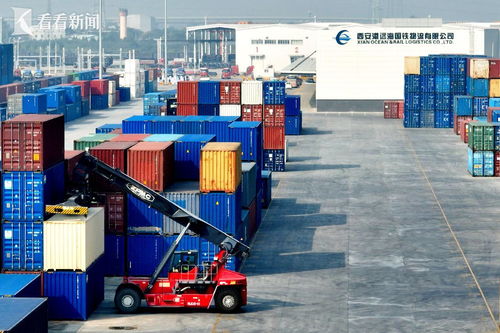 串聯海港出國 西安首趟海鐵快線橡膠專列開行